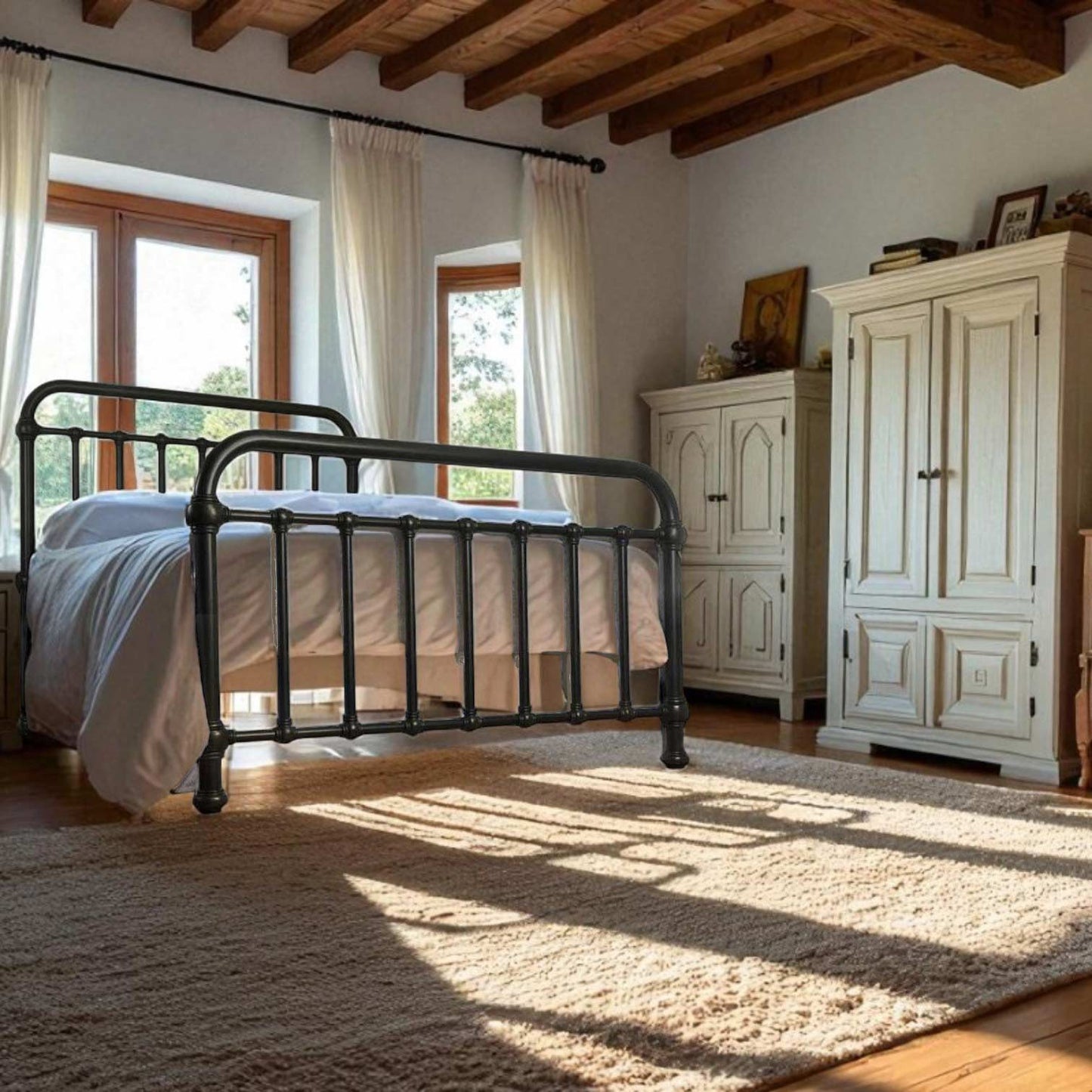 Heiressy 20th c. Americana Iron Bed in a farmhouse bedroom